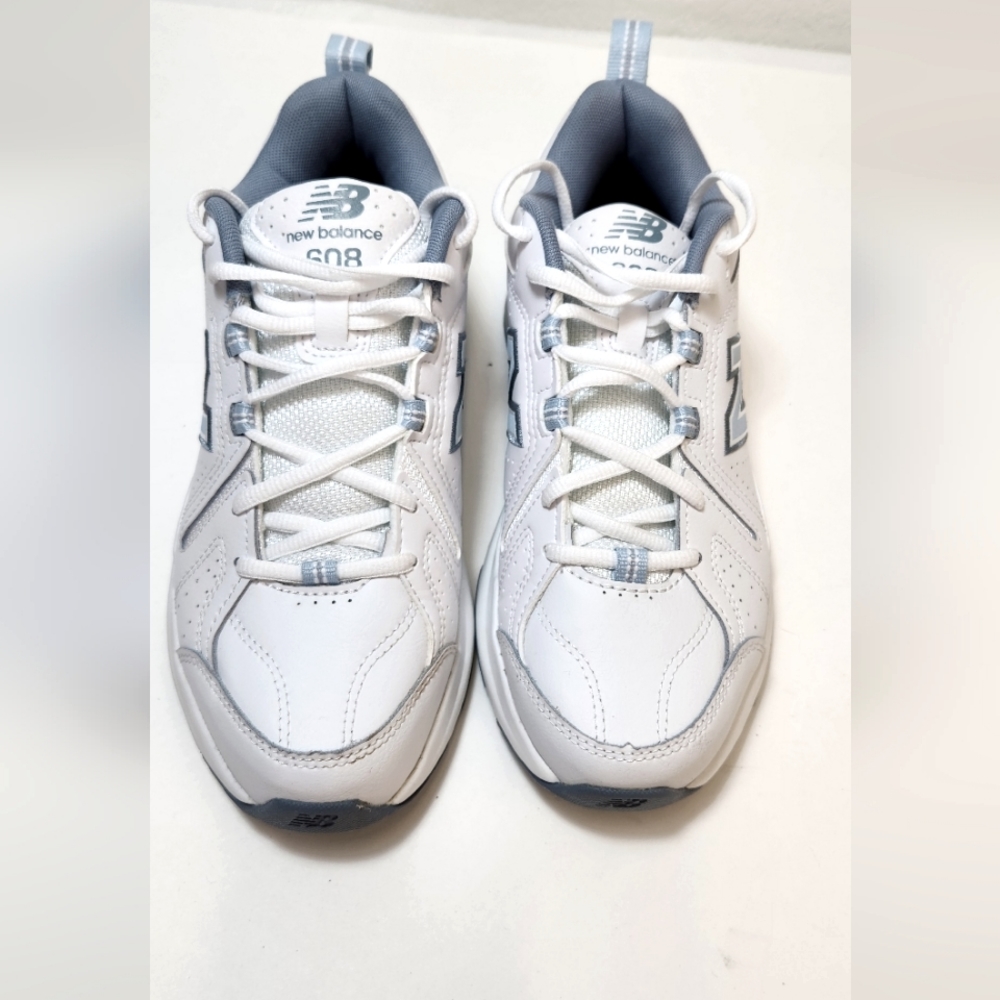 New Balance Women's 608 Cross Trainers Size 8